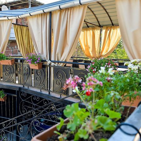 Bibi Hotel Kutaisi Eksteriør billede