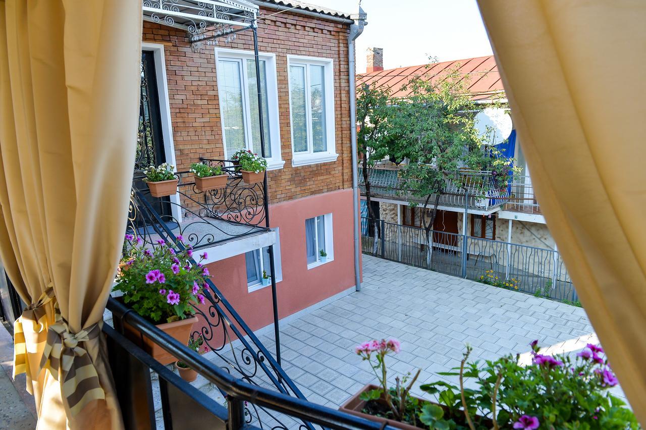 Bibi Hotel Kutaisi Eksteriør billede