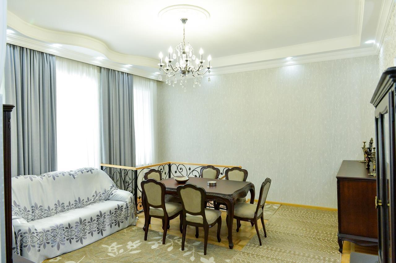 Bibi Hotel Kutaisi Eksteriør billede